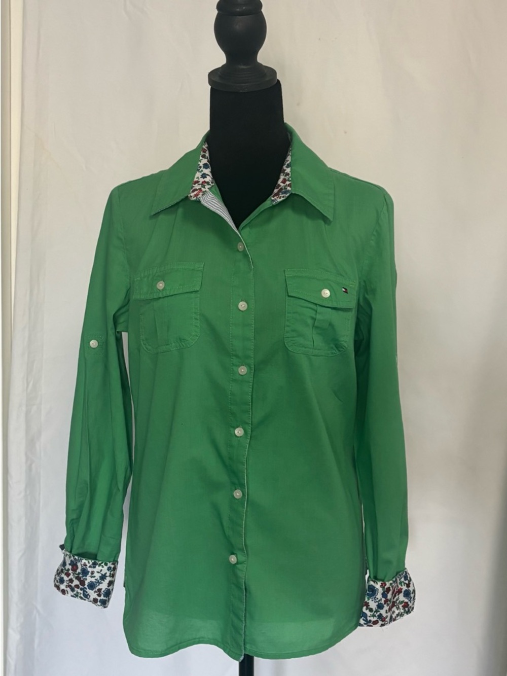 Tommy Hilfiger Button-Down Shirt with Floral Trim Size M